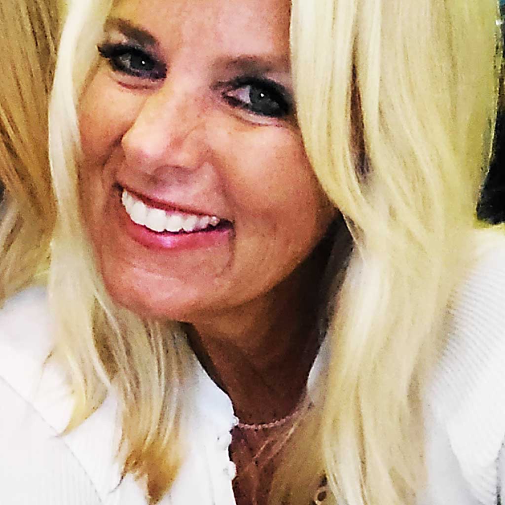 Mary, 60, Naples, Florida