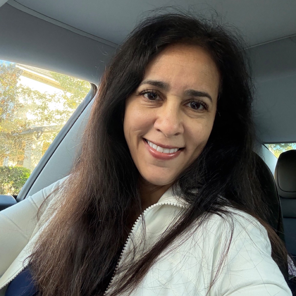Neha, 56, Orlando, Florida